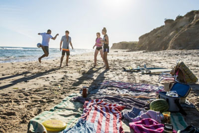 What to Pack for a Day at the Beach