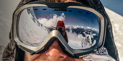 How To Choose Ski and Snowboard Goggles