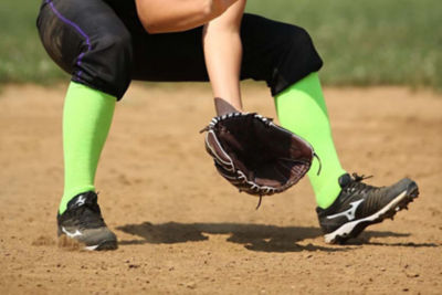 How to Choose the Proper Footwear for Baseball or Softball