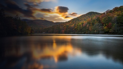 A lake sunset Vogel State Park, Georgia, in the autumn season.