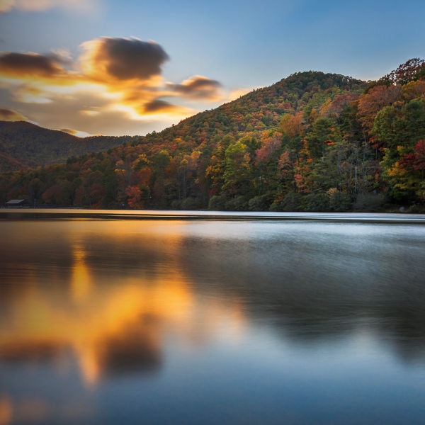 A lake sunset Vogel State Park, Georgia, in the autumn season.