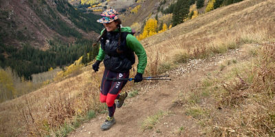 Nika Meyers running on the trail
