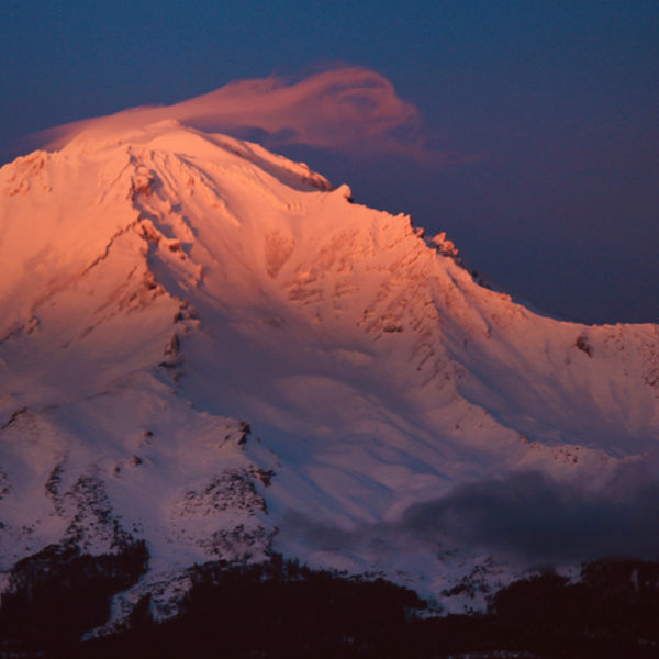 A view of Mount Shasta, CA