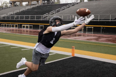 Under Armour Nitro Novelty Football Gloves