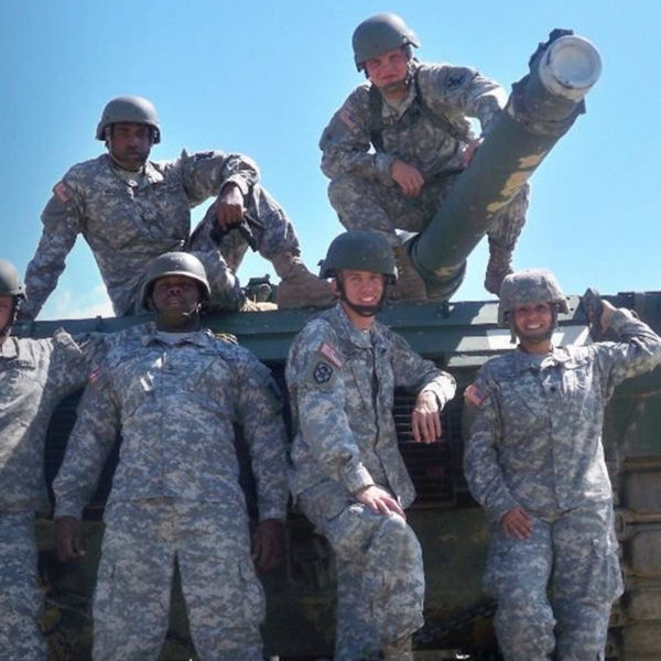 Davon Goodwin poses with fellow soldiers  