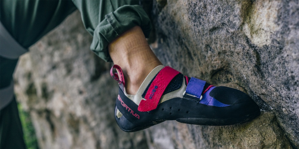 Rock climbing best sale shoes near me