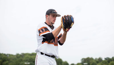 How To Wear Your Baseball Glove (THE RIGHT WAY!) 