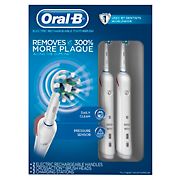 Oral-B CrossAction Power Brush, 2pk.
