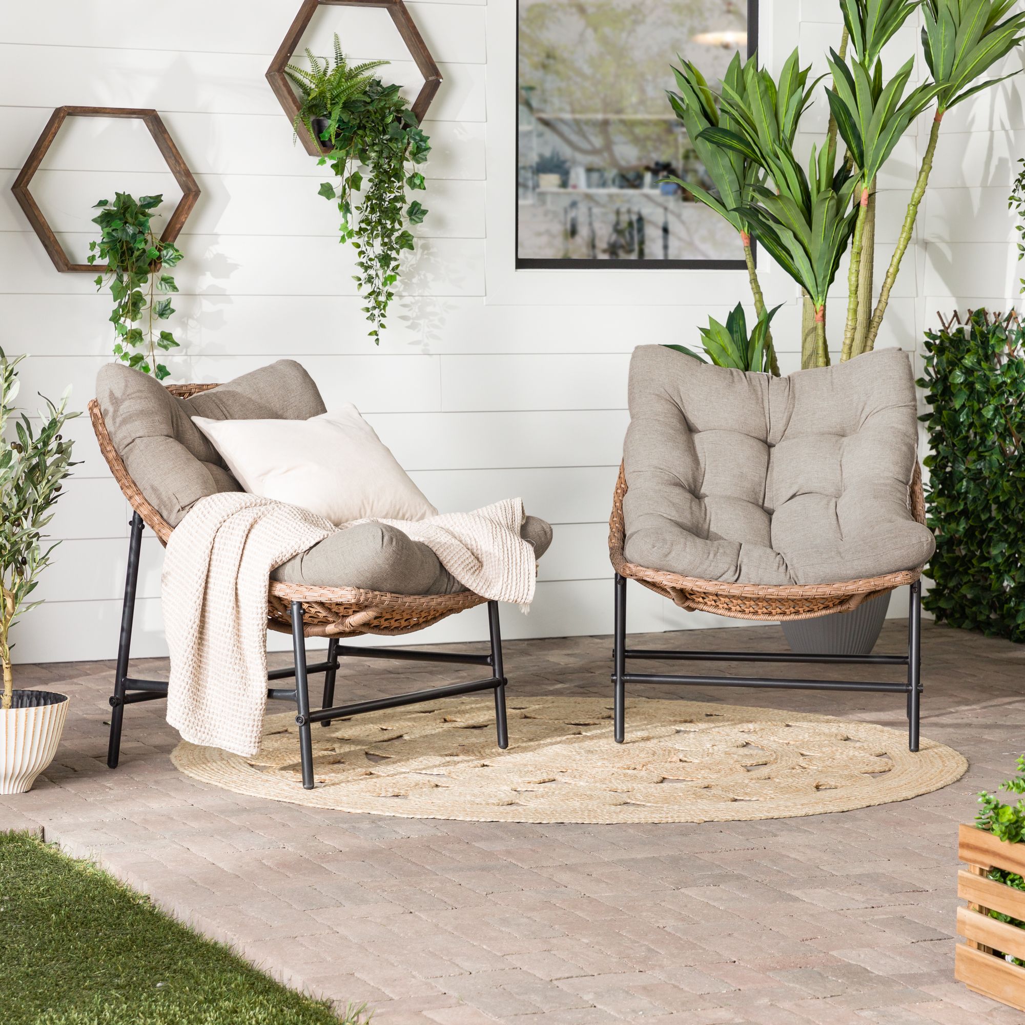 Patio papasan chair & store ottoman set