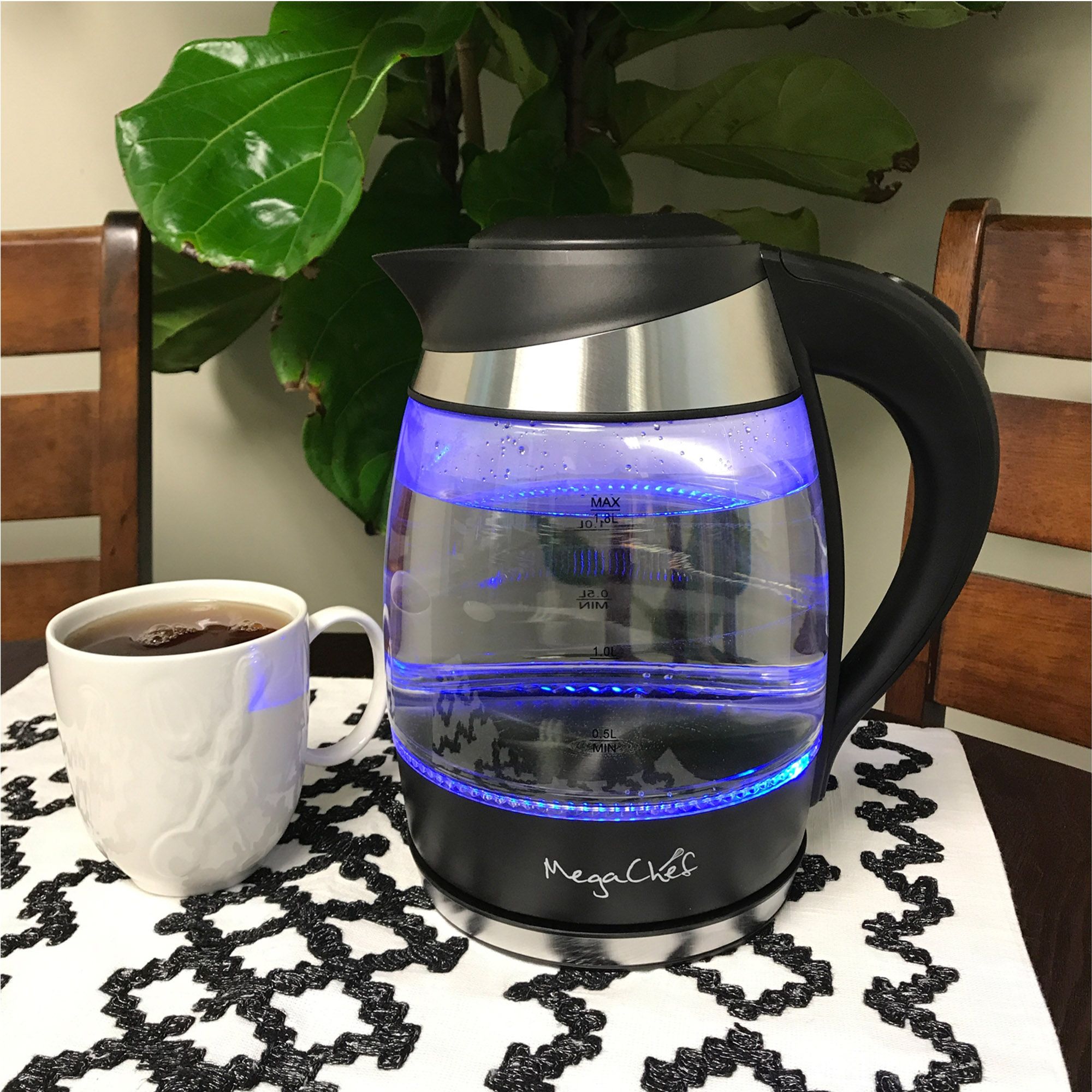 Reviews for MegaChef 1.8 l Glass and Stainless Steel Electric Tea Kettle