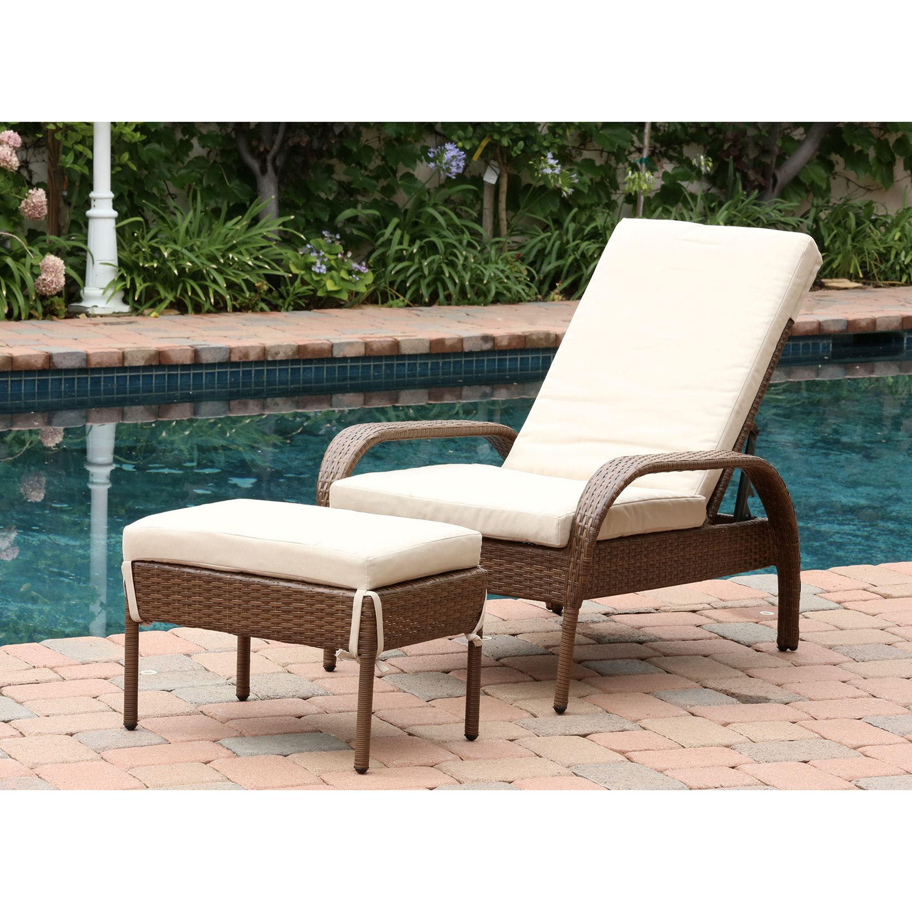 Bjs wicker chaise online lounge