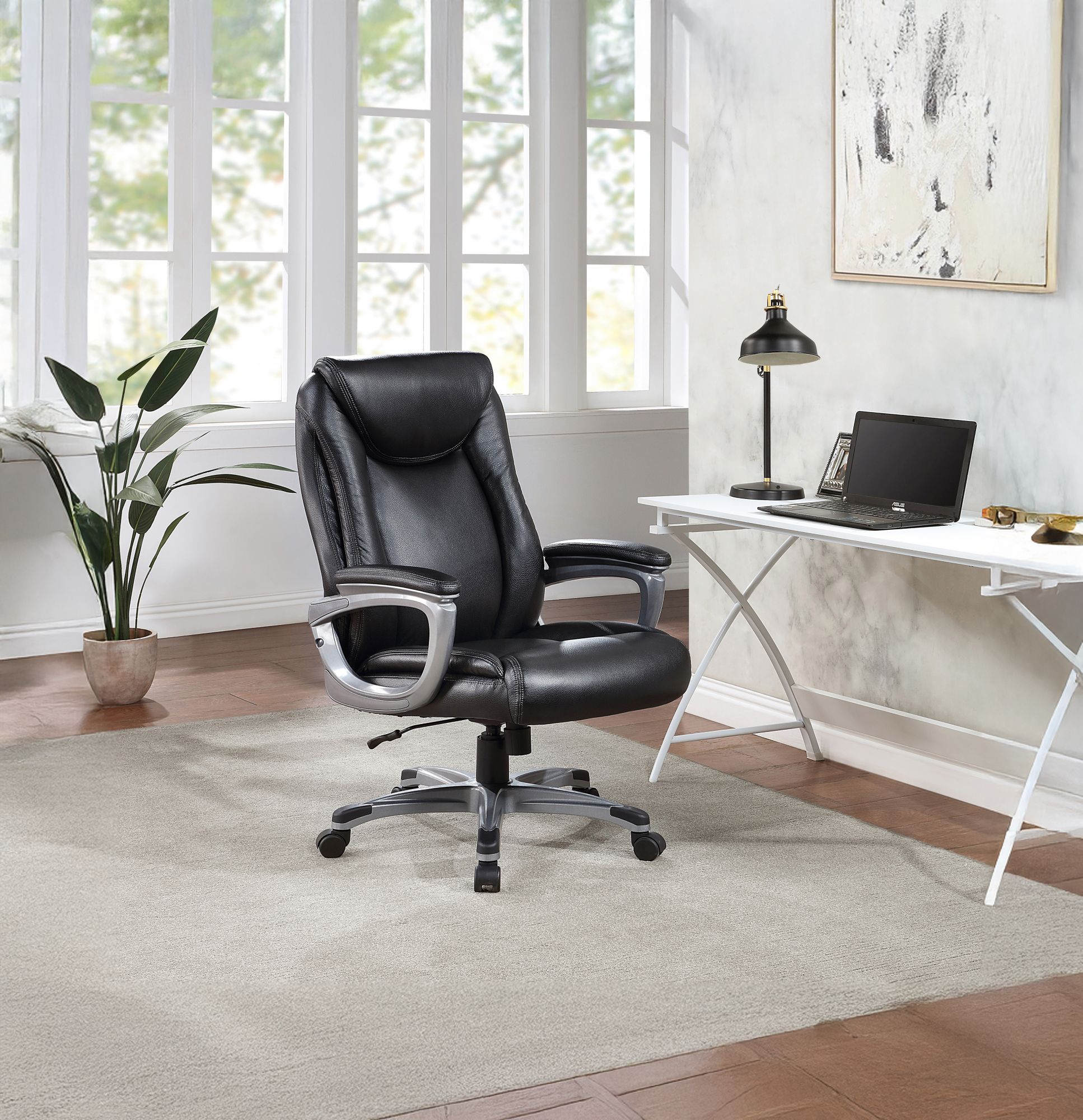 Berkley Jensen Big and Tall Executive Chair - Black