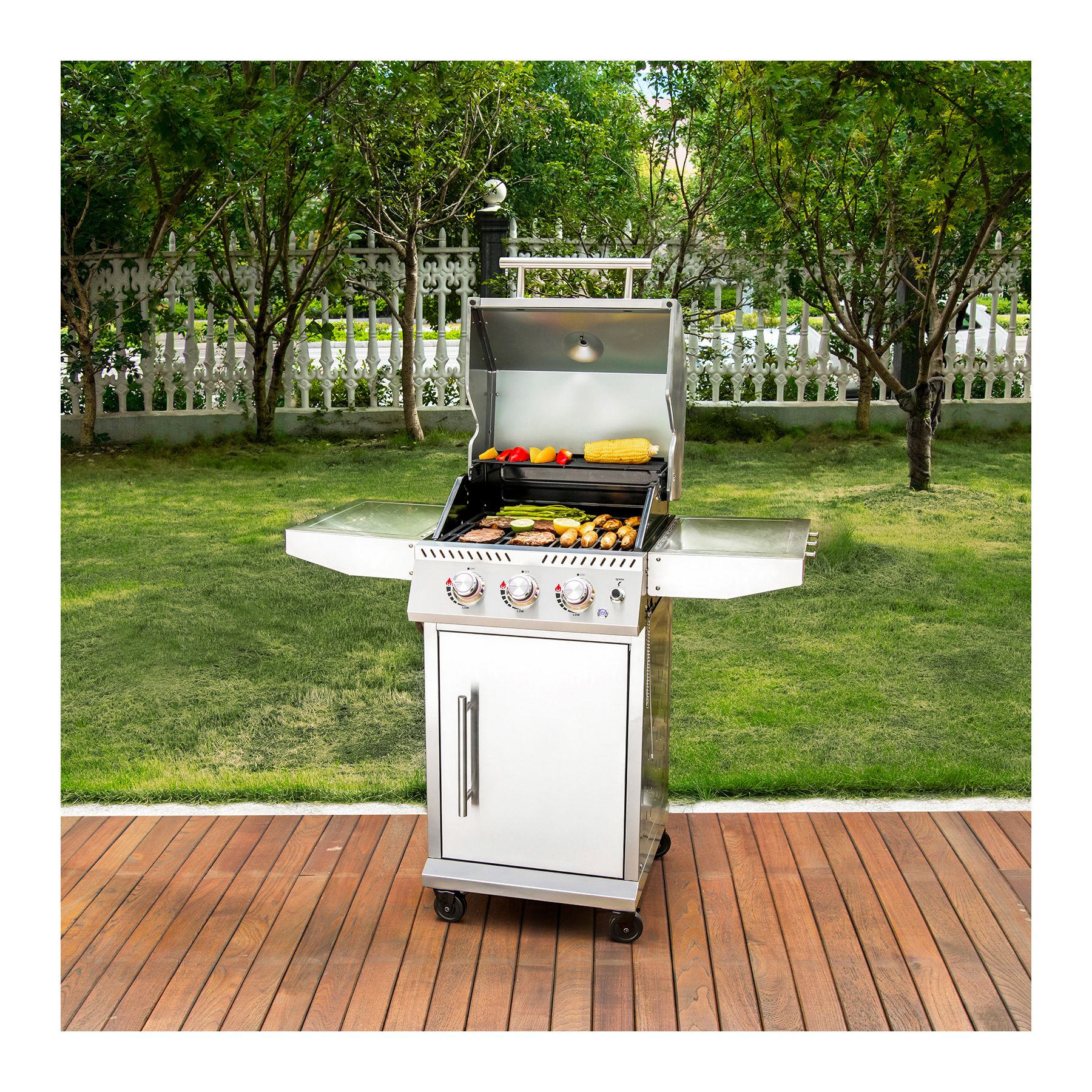 Berkley Jensen 3 Burner Gas Grill