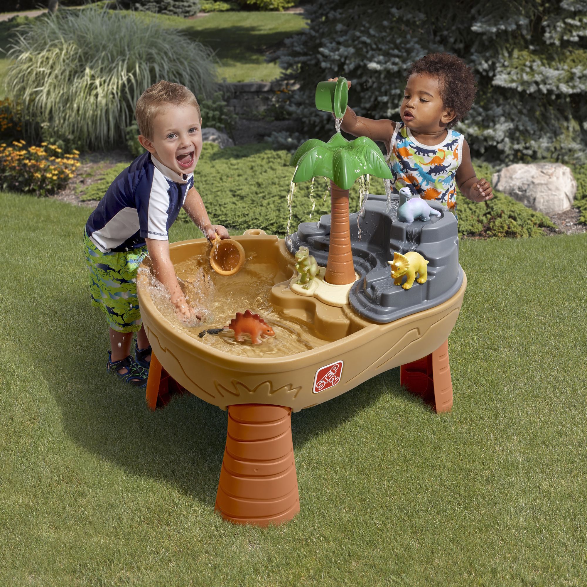 Step 2 deluxe crabbie sand table deals