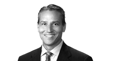 Headshot of Steven Salters