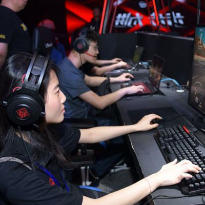 A new generation of gaming devices wow China’s esports fans