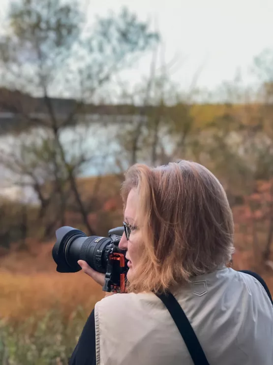 Photographer Beth Sheridan learned how to use a plethora of digital platforms to promote her work and connect with clients during the pandemic lockdowns.