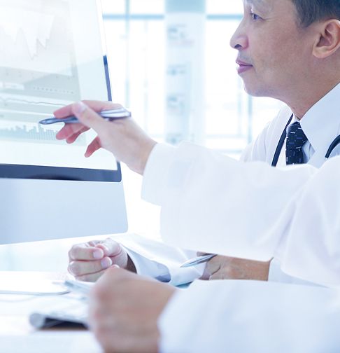 Survey report: How CROs use RWD and lab insights to improve clinical trials